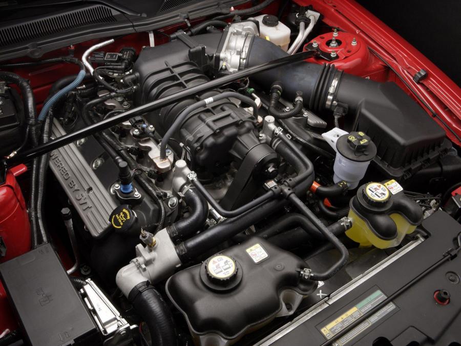  Shelby GT500 2005 года  (фото 4 из 30)